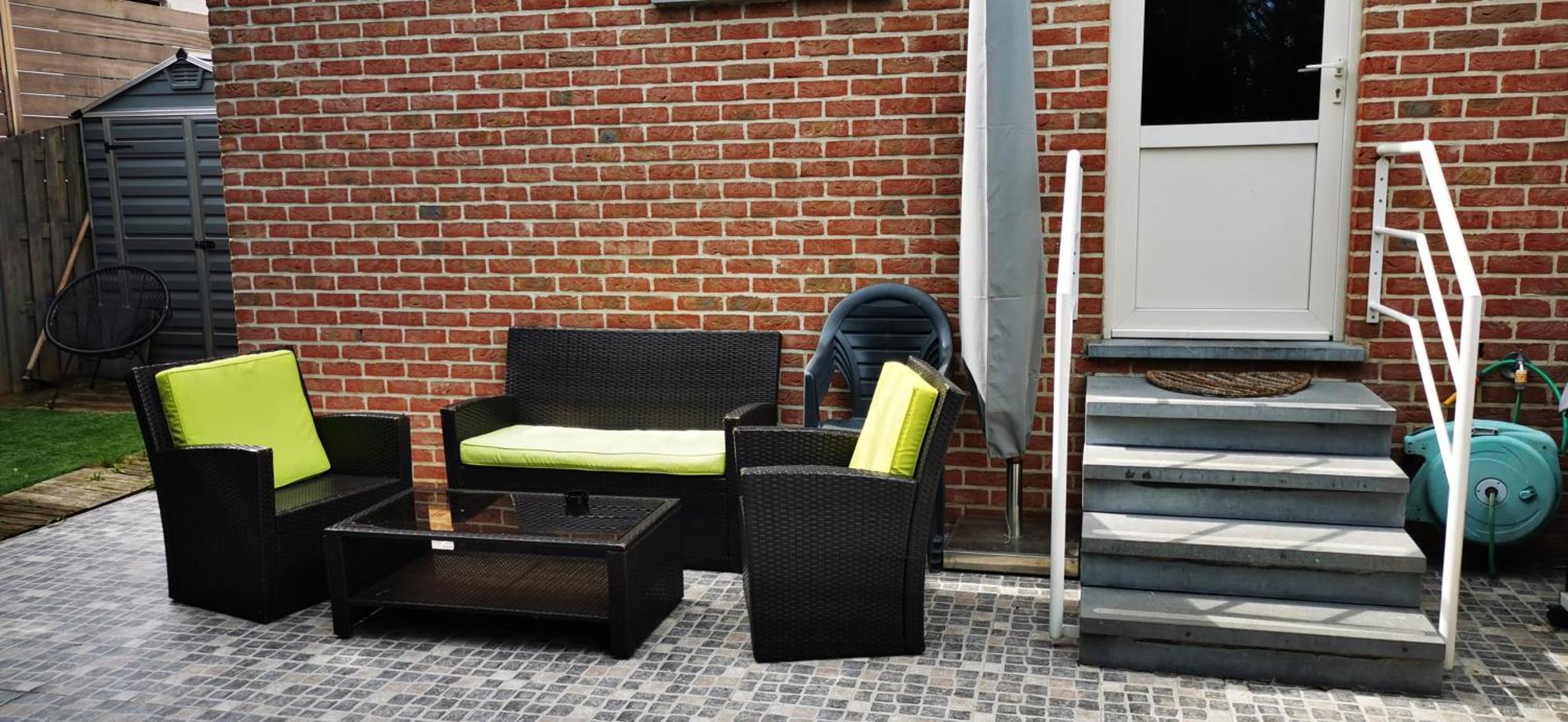 Studio Equipe Brussels Sint-Pieters-Leeuw Exterior foto